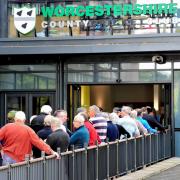 Cricket fans queue for T20 tickets outside Worcestershire County Cricket Club, New Road, Worcester. Pic Jonathan Barry 29.8.18.