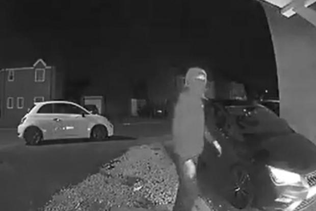 Footage captured during the incident in Kirkpatrick Drive, Wordsley.