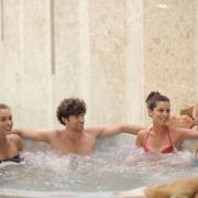 Go Outdoors slashes price of Lay-Z-Spa hot tubs in time for summer (Canva)